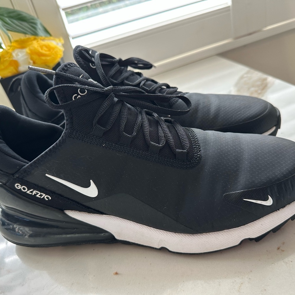 Nike Men’s Air Max 270 Black and White Athletic Shoes